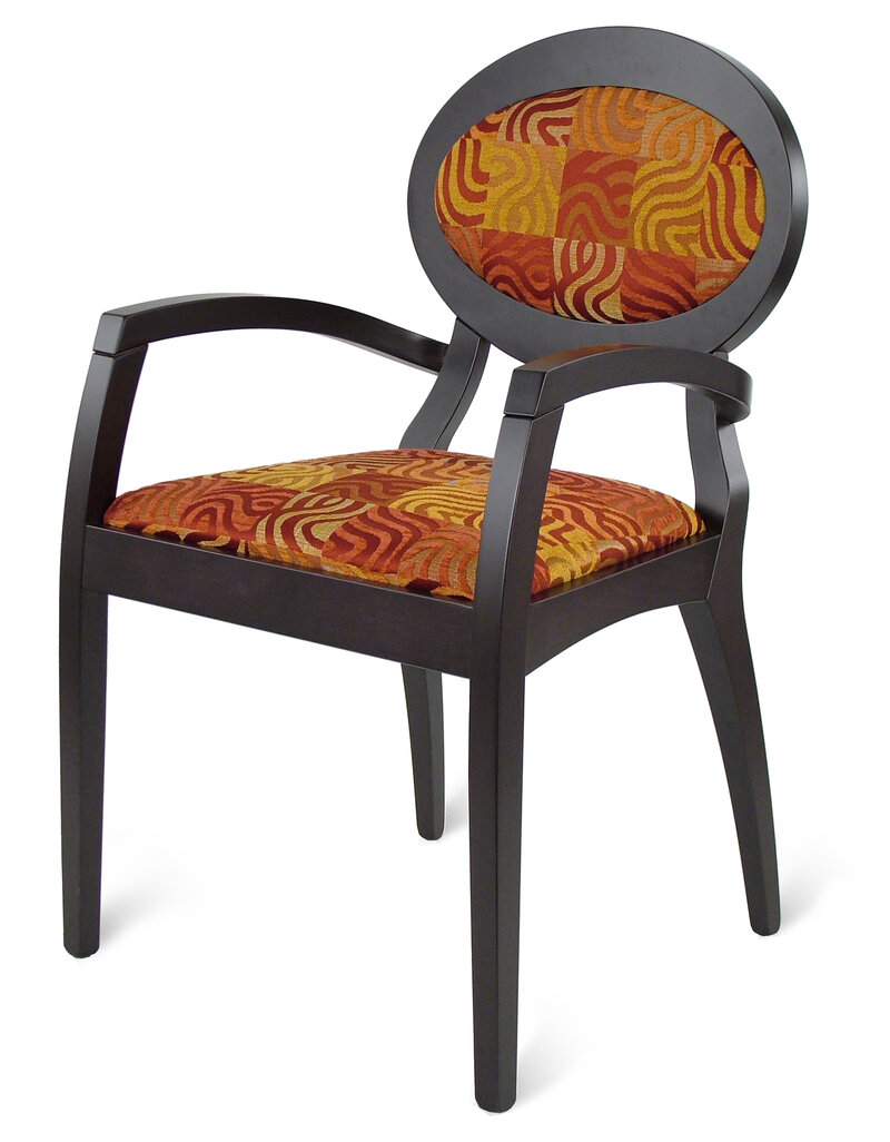 Busetto S085A Poltroncina con braccioli dallo stile contemporaneo in massello di faggio o frassino 1